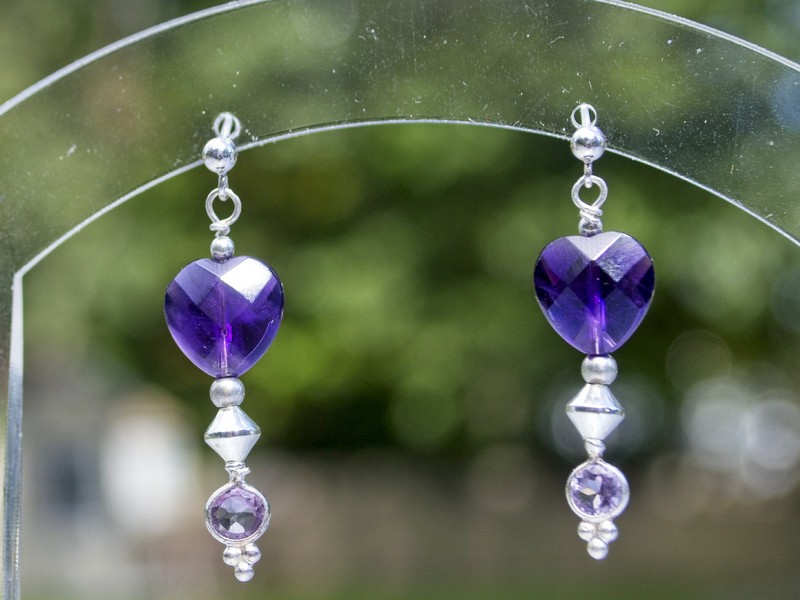 picture of faceted amethyst heart earrings